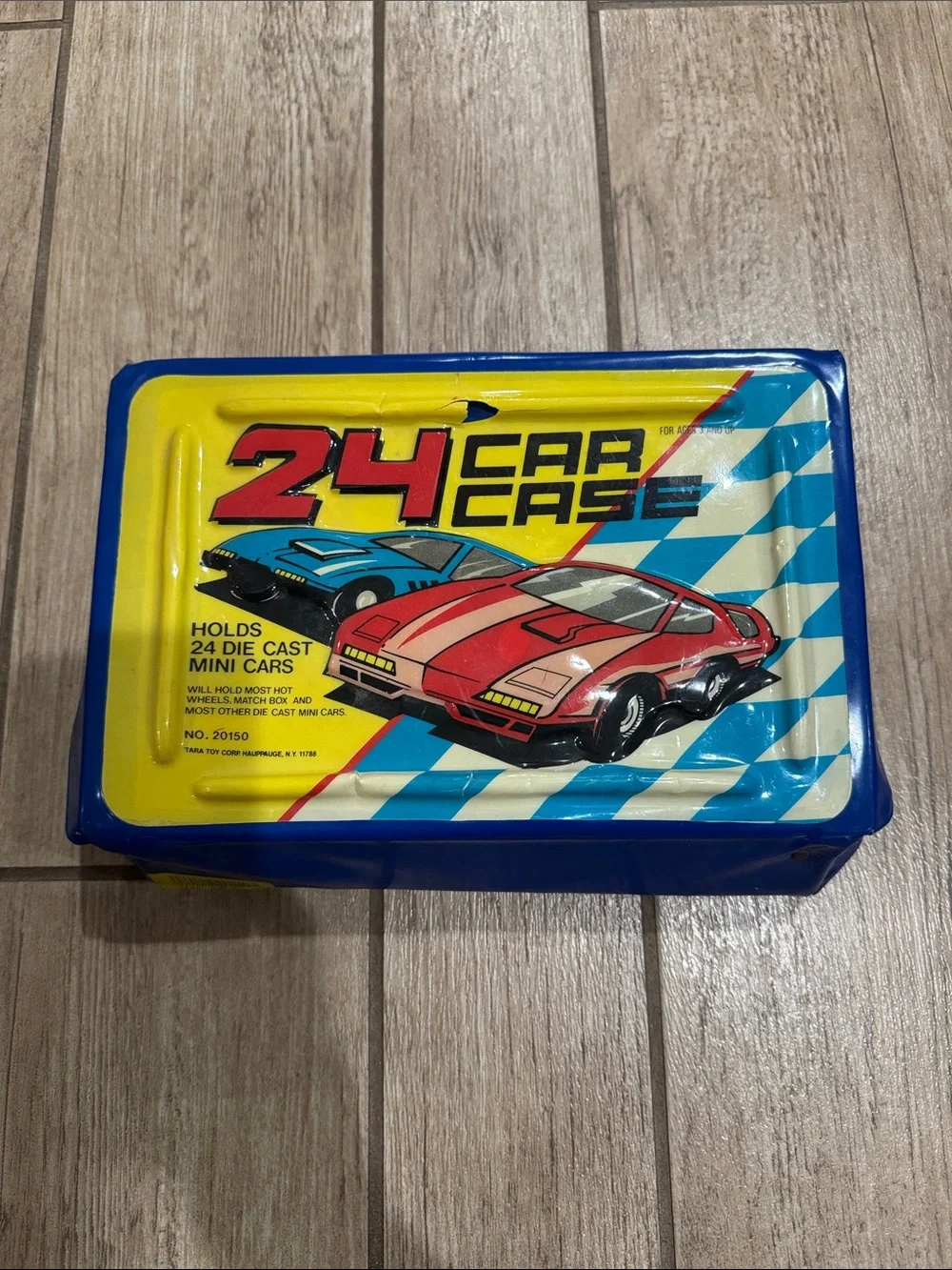 ⭐️ Tara Toy 12 Car Carrying Case